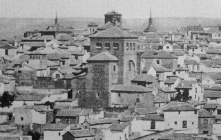 Iglesia de San Torcuato hacia 1860, antes del derribo.