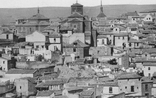 La iglesia de San Torcuato demolida. Foto de Jean Laurent de 1875.